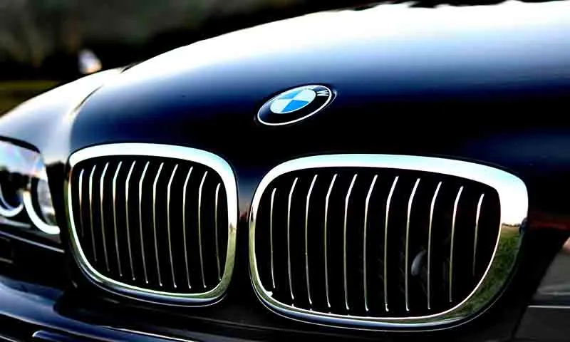 BMW triệu hồi hơn 100.000 xe các loại do hỏng ở bộ khởi động - Ảnh minh họa