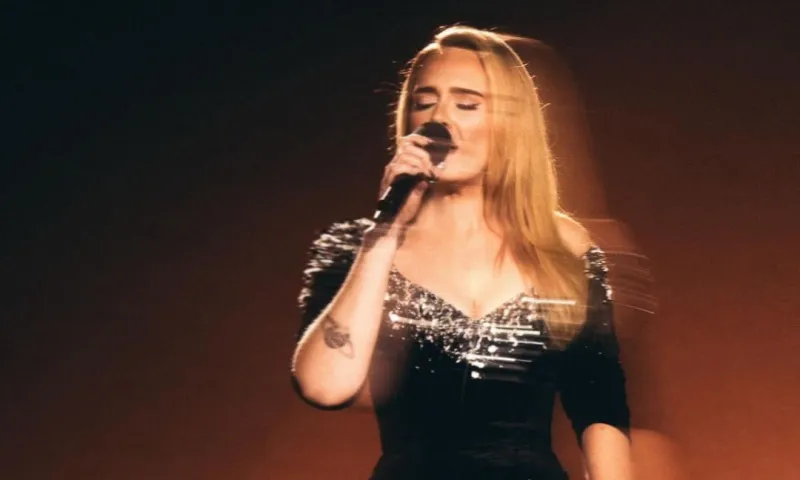 Công Trí lần thứ 3 hợp tác cùng Adele trong siêu concert Munich