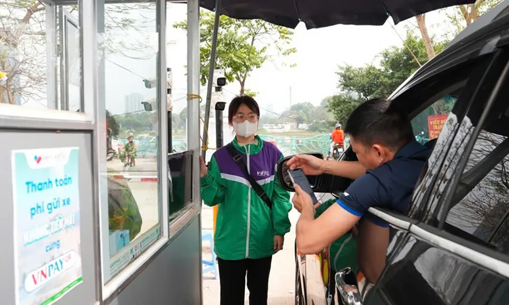 Hà Nội đẩy mạnh ứng dụng công nghệ trong dịch vụ Trông giữ xe