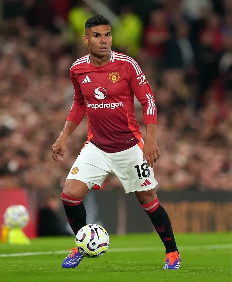 3-key-passes-7-lan-thang-tranh-chap-4-tac-bong-casemiro-hoi-sinh-phong-do1