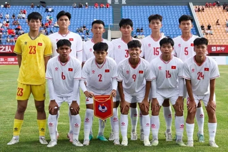 doi-tuyen-u16-viet-nam-thua-dam-u16-trung-quoc 12