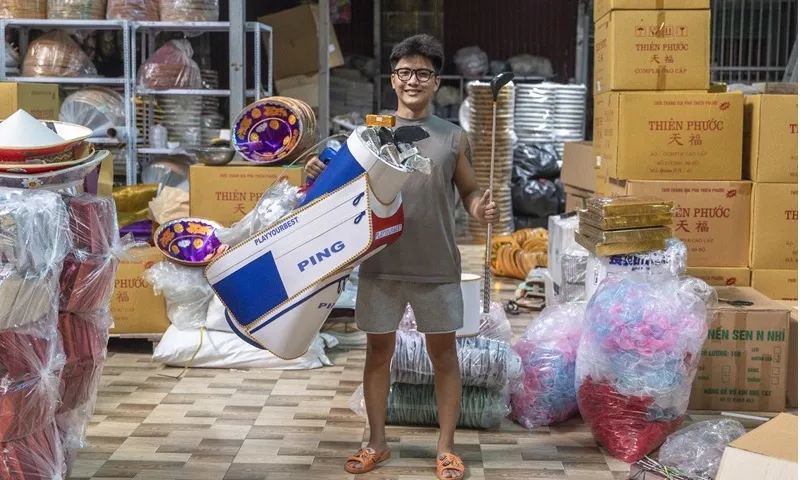 Cửa hàng vàng mã ở Bắc Ninh “hot” nhờ nhiều mặt hàng độc lạ