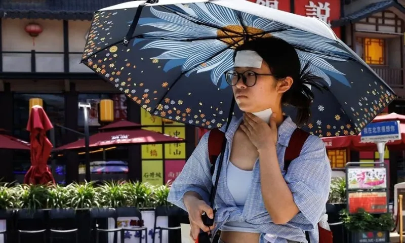Nắng nóng kỷ lục ‘thiêu đốt’ nhiều thành phố ở Trung Quốc