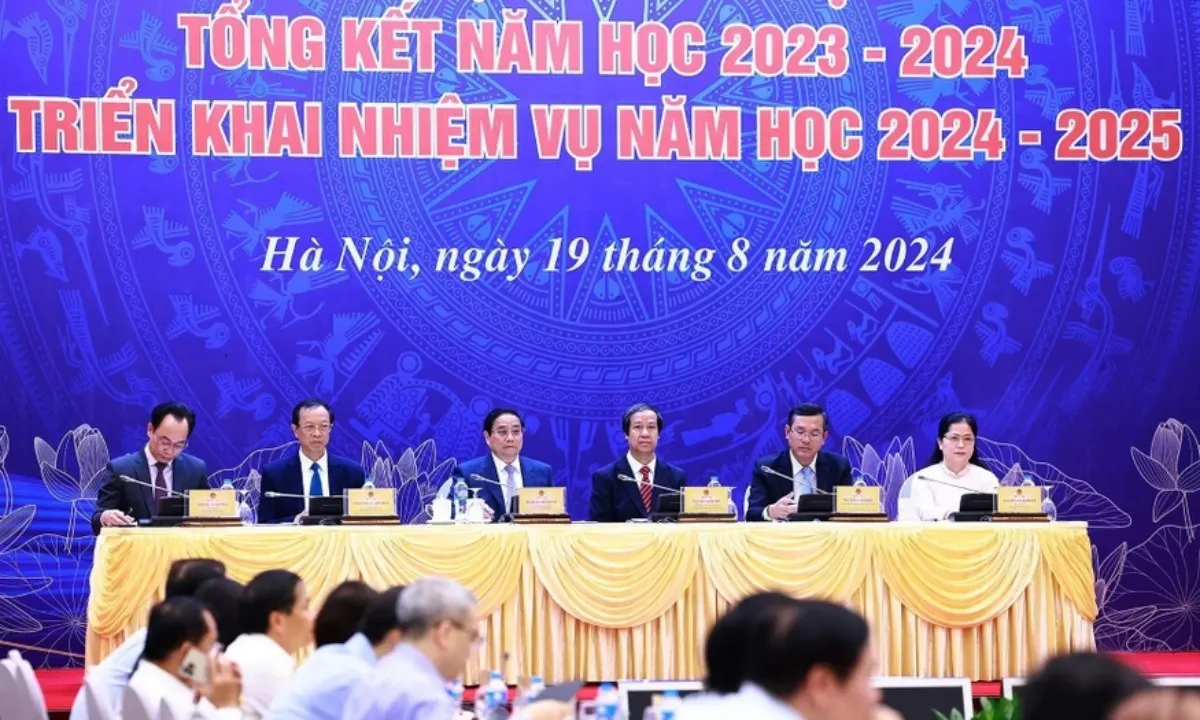 Thủ tướng Phạm Minh Chính dự Hội nghị triển khai nhiệm vụ năm học 2024-2025