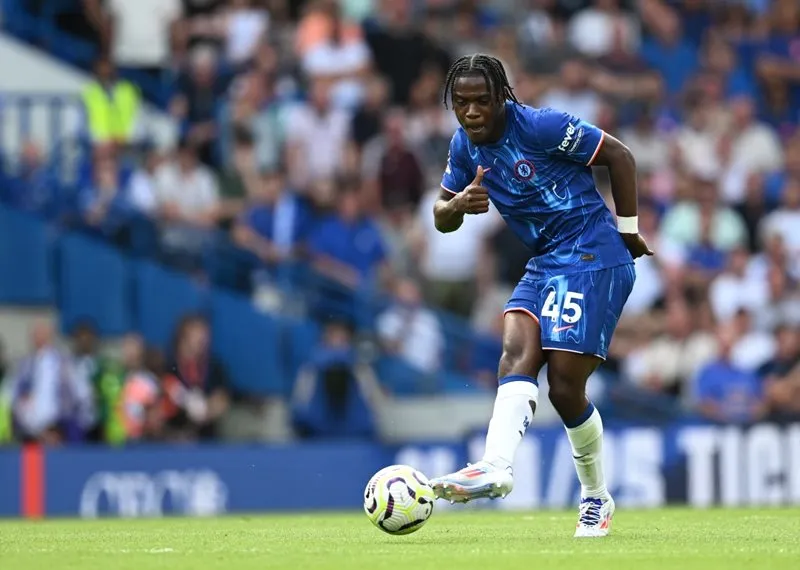 3-tac-bong-6-lan-thu-hoi-va-1-key-pass-diem-sang-hiem-hoi-cua-chelsea-goi-ten-lavia 12