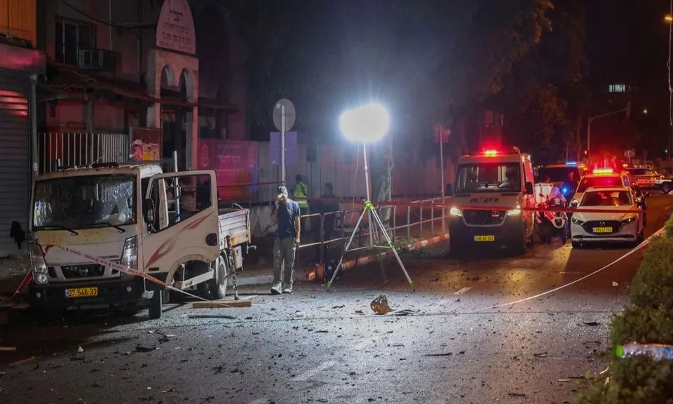 Cảnh sát Israel điều tra vụ nổ chết người ở Tel Aviv