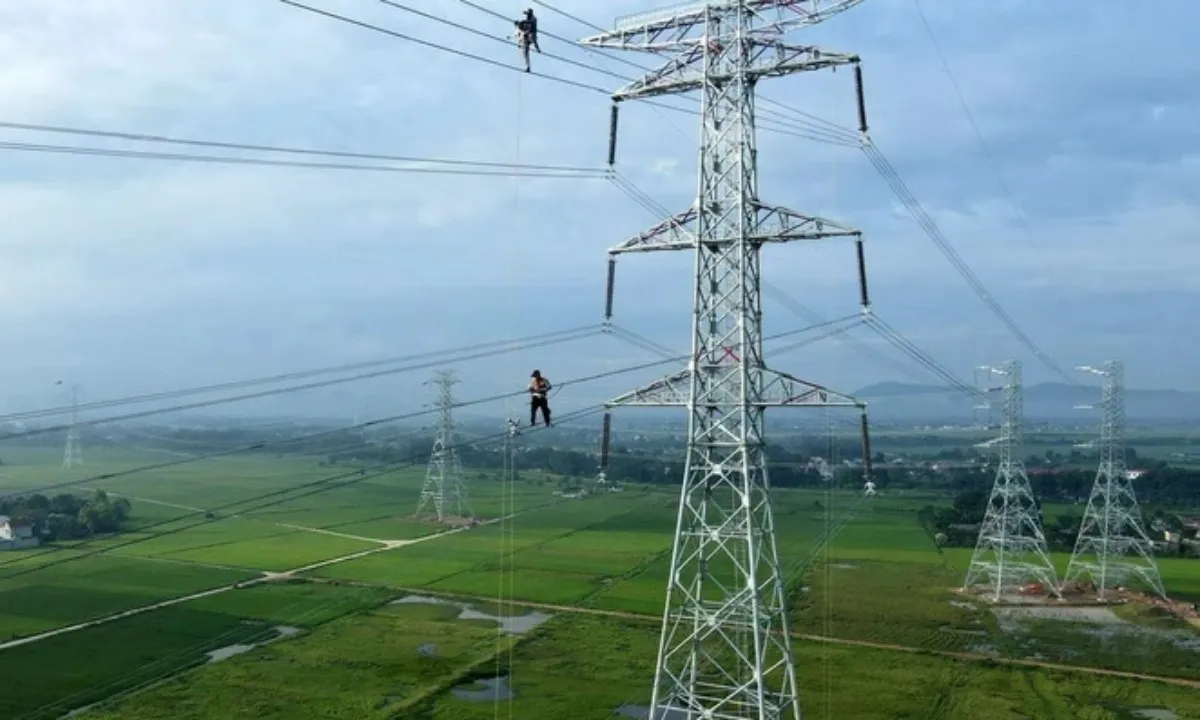 Thành công đóng điện đường dây 500kV mạch 3 đoạn Nam Định 1-Phố Nối