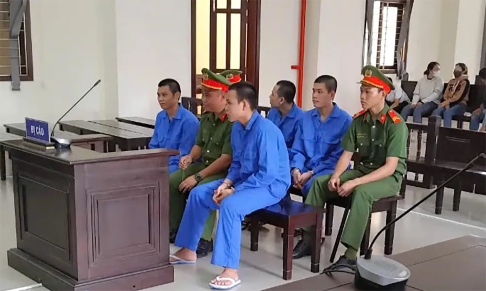 Nhóm thanh niên lãnh án tù vì giết người