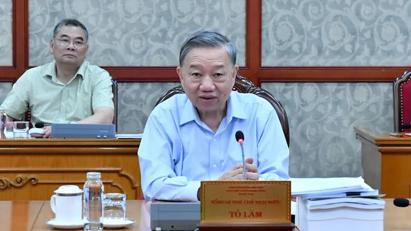 tong-bi-thu-chu-tich-nuoc-17243932227301101120637