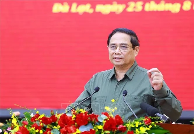 vna-potal-thu-tuong-pham-minh-chinh-lam-viec-voi-ban-thuong-vu-tinh-uy-lam-dong-stand