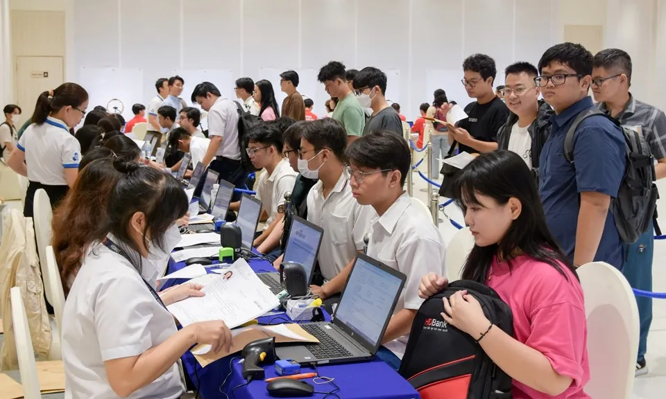 Thời gian xác nhận nhập học trên hệ thống kéo dài đến ngày 31/8