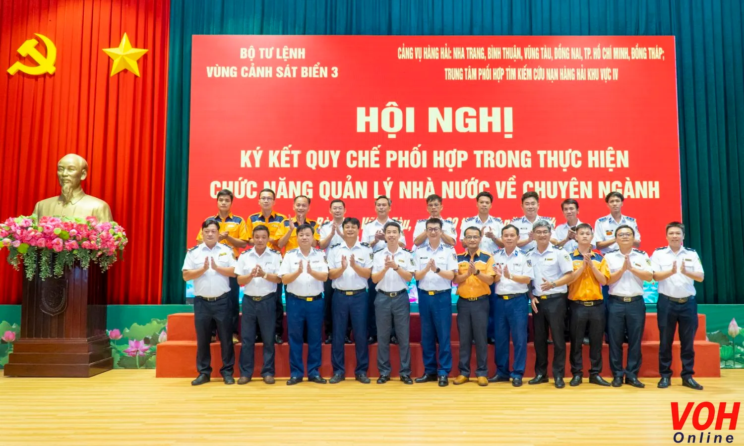 (Xem lại) Bộ Tư lệnh Vùng Cảnh sát biển 3 ký kết phối hợp tìm kiếm, cứu nạn với các đơn vị