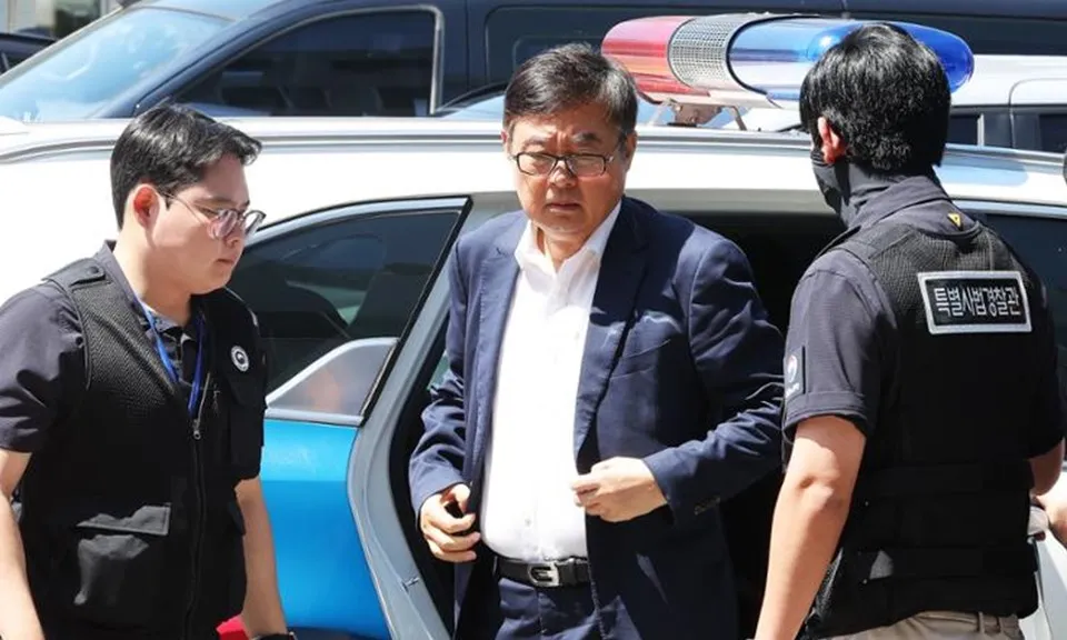 Hàn Quốc bắt giữ CEO của nhà máy pin xảy ra vụ cháy khiến 23 người thiệt mạng