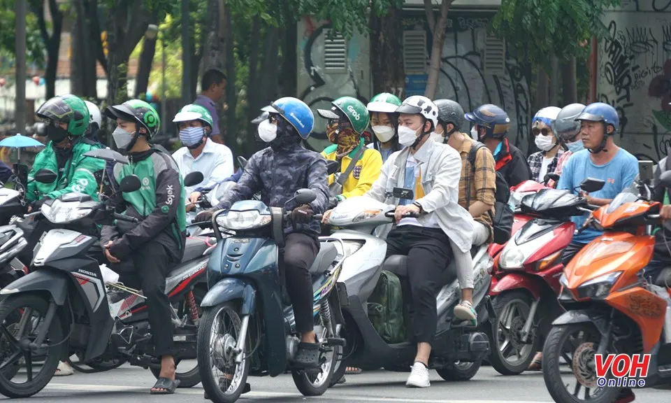 Nửa đầu năm, doanh thu phí bảo hiểm bắt buộc với mô tô, xe gắn máy hơn 431 tỷ đồng