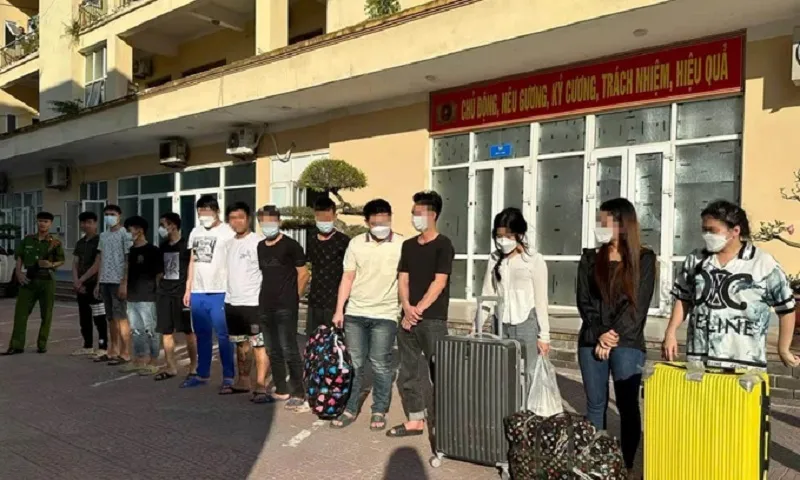 Giải cứu 13 công dân Việt Nam bị bắt cóc tại Lào