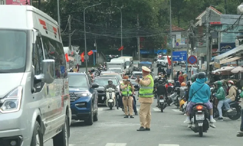 Tăng cường bảo đảm trật tự an toàn giao thông dịp Tết Nguyên đán Ất Tỵ và lễ hội Xuân 2025