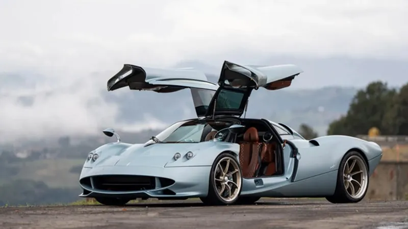 pagani-huayra-codalunga-1064