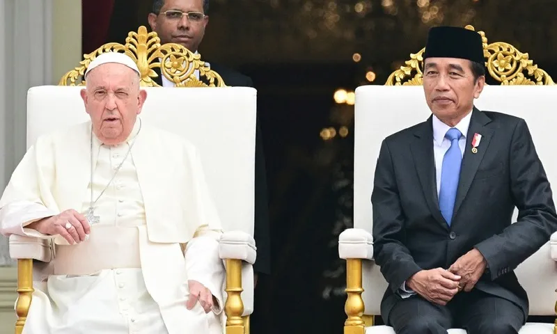 Indonesia chào đón Giáo hoàng Francis theo nghi thức long trọng