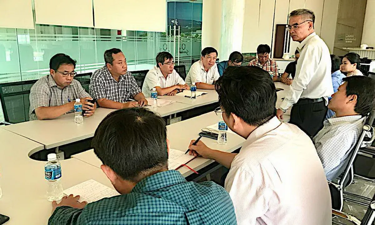 Ứng phó lũ cát ở Phan Thiết: Lập chốt chặn, hướng dẫn người dân