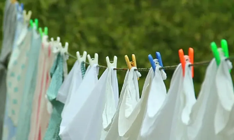 Tại sao khăn tắm Cotton lại cứng khi phơi khô?
