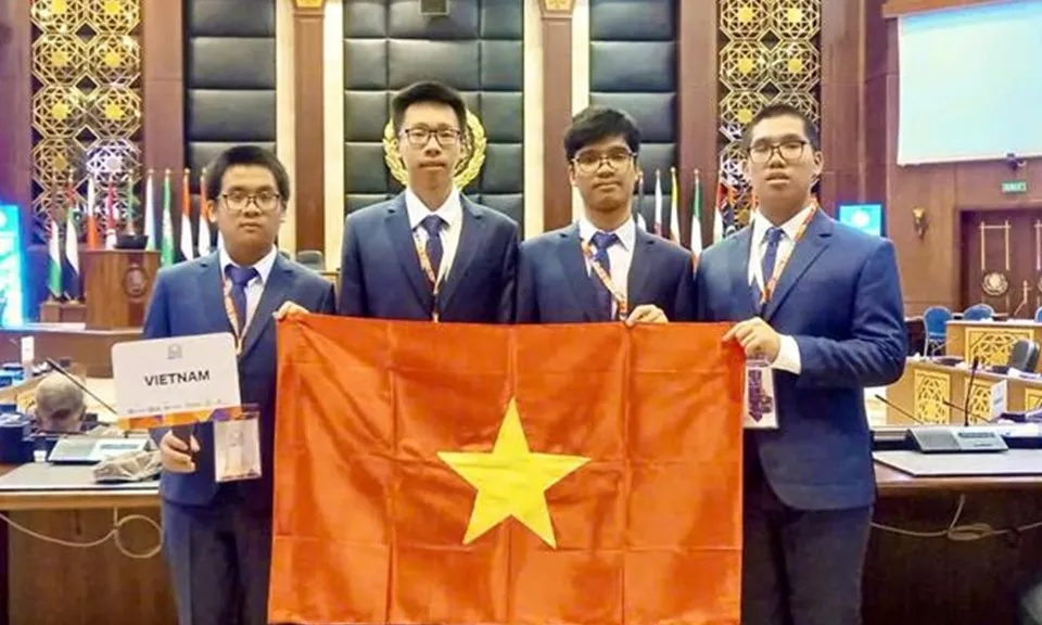 Việt Nam giành thành tích xuất sắc tại Olympic Tin học quốc tế 2024