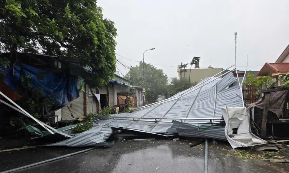 Cập nhật: Bão số 3 đang gây nhiều thiệt hại cho tỉnh Quảng Ninh