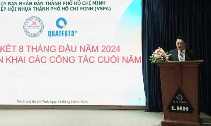 Ông Chung Tấn Cường, Chủ tịch Hiệp hội nhựa TPHCM