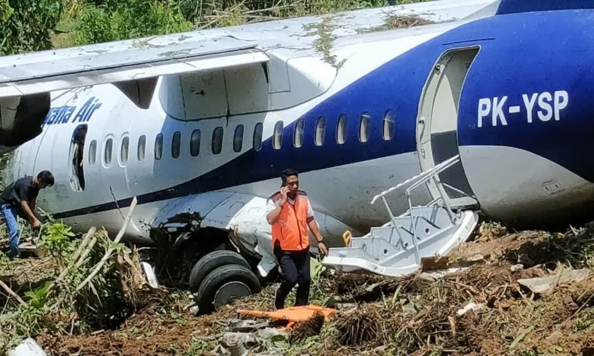 Indonesia: Máy bay trượt khỏi đường băng, nhiều người bị thương