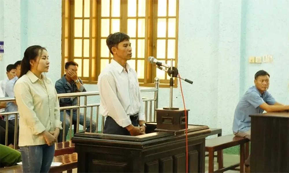 Khởi tố kế toán tham ô và giả mạo trong quản lý tài chính học đường