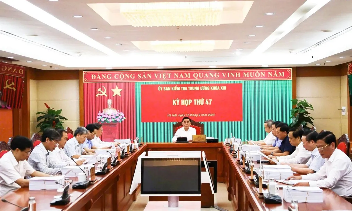 Nhiều lãnh đạo, nguyên lãnh đạo tỉnh Hà Giang, Quảng Ngãi bị kỷ luật