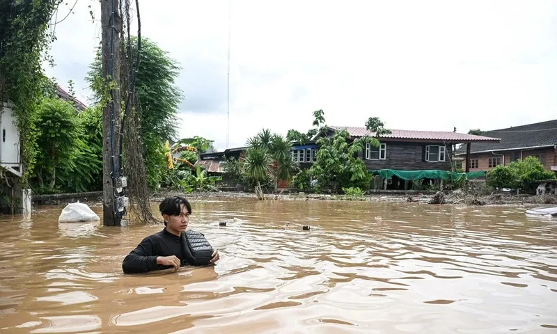 Thái Lan đối mặt với trận lũ lụt nghiêm trọng nhất trong 3 thập kỷ