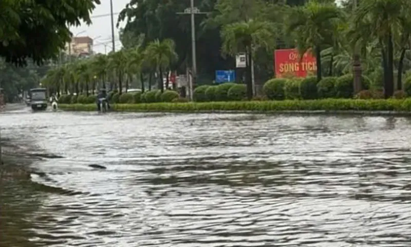 Hà Nội: ngập sâu phải hạn chế lưu thông trên đường 413