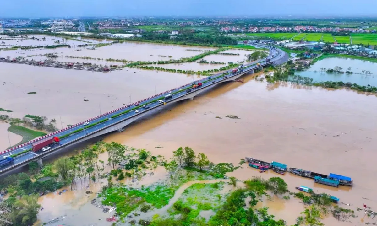 Tạm dừng lưu thông đường thủy qua 7 cầu tại Hải Dương, Hải Phòng, Quảng Ninh 