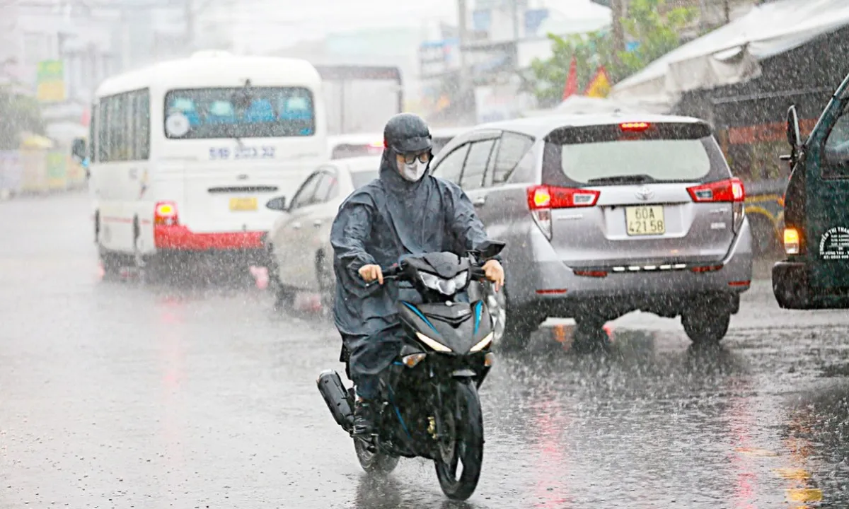 Thời tiết ngày 16/9: TPHCM, Nam Bộ mưa to