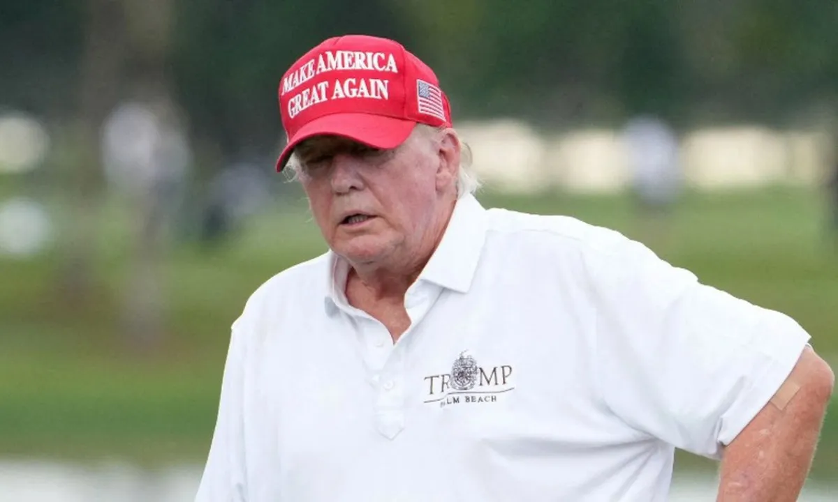 Nhiều phát súng bắn vào nơi ông Donald Trump đang chơi golf