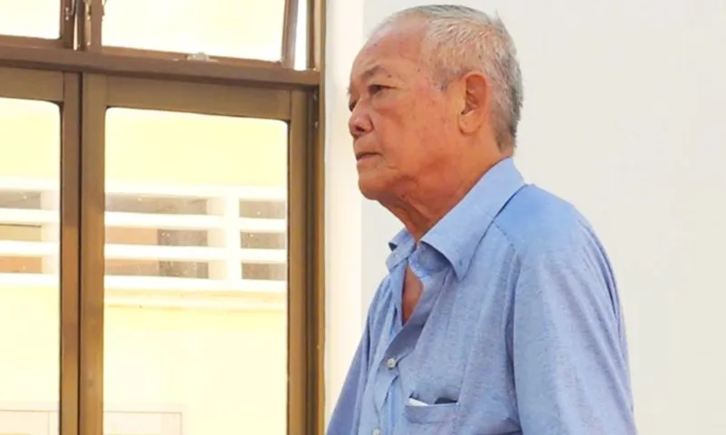 Chủ thầu hút hố ga không phép gây chết người bị phạt tù