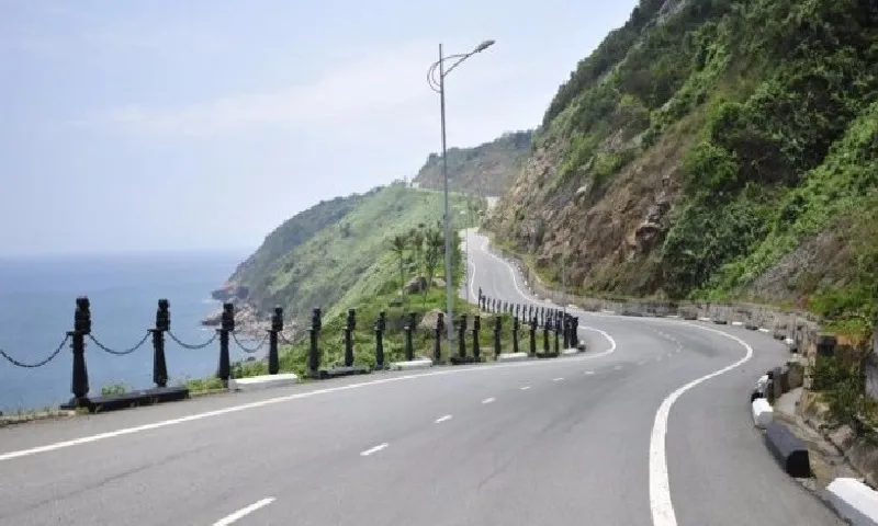 Đà Nẵng cấm lưu thông đường ven biển Hoàng Sa từ chiều 18/9