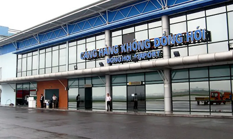 Chiều nay đóng cửa sân bay Đồng Hới, các cảng miền Trung chủ động phòng tránh bão số 4