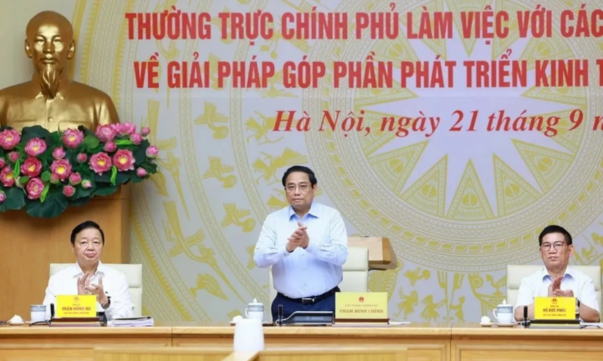 Thủ tướng chủ trì làm việc với các doanh nghiệp tư nhân