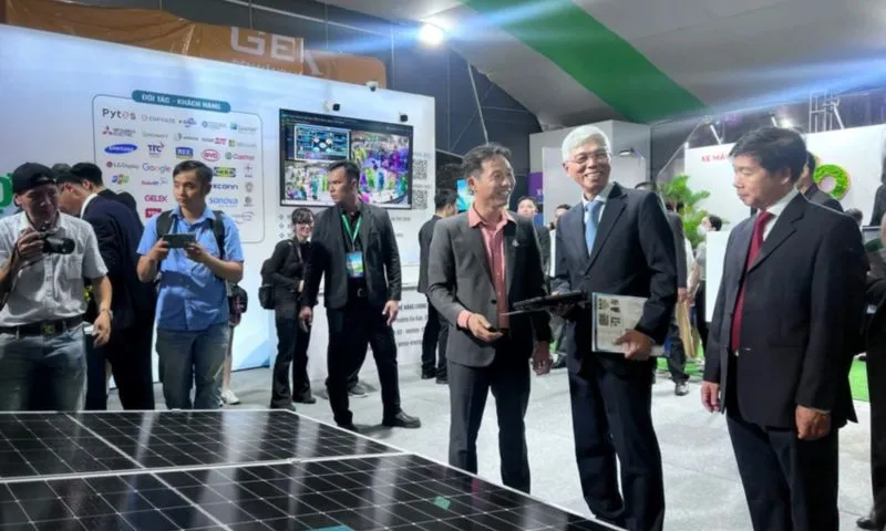 Khai mạc không gian giới thiệu sản phẩm và dịch vụ tăng trưởng xanh TPHCM 2024