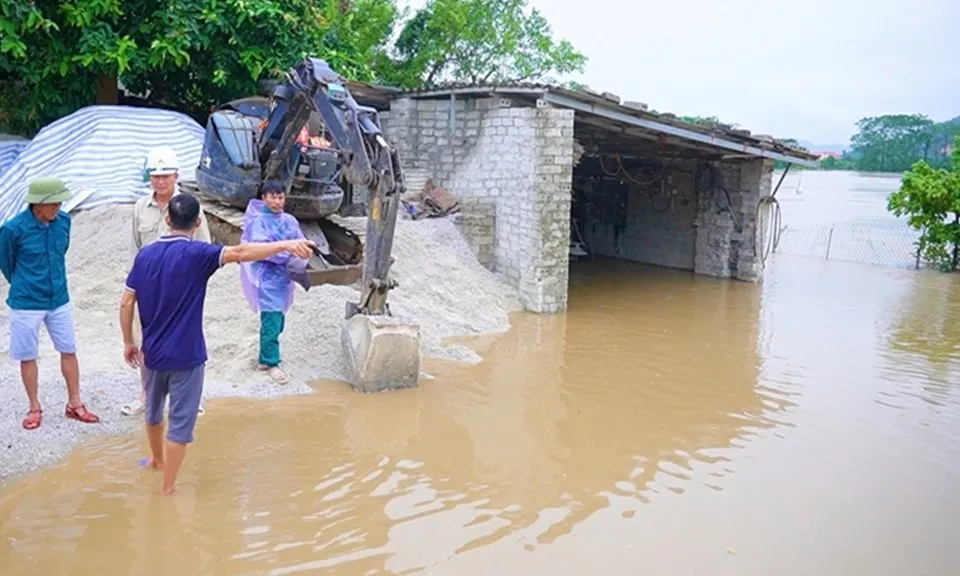 Thanh Hóa: Di dời tiếp hàng trăm hộ dân gần sông Mã, sông Lèn