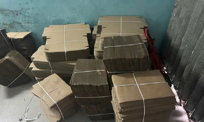 Bắt giữ đường dây làm giả tài liệu ở TPHCM