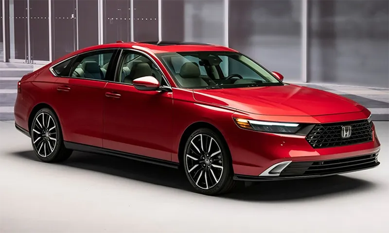 Honda Accord 2025 bán tại Mỹ giá 28.295 USD
