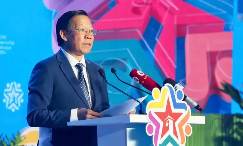 TPHCM thúc đẩy hợp tác toàn cầu về chuyển đổi công nghiệp