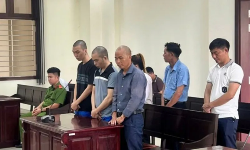 Phúc thẩm vụ án mua bán cô gái 18 tuổi nhiều lần 
