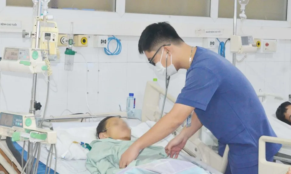 Nhiều người nhiễm bệnh whitmore sau mưa bão