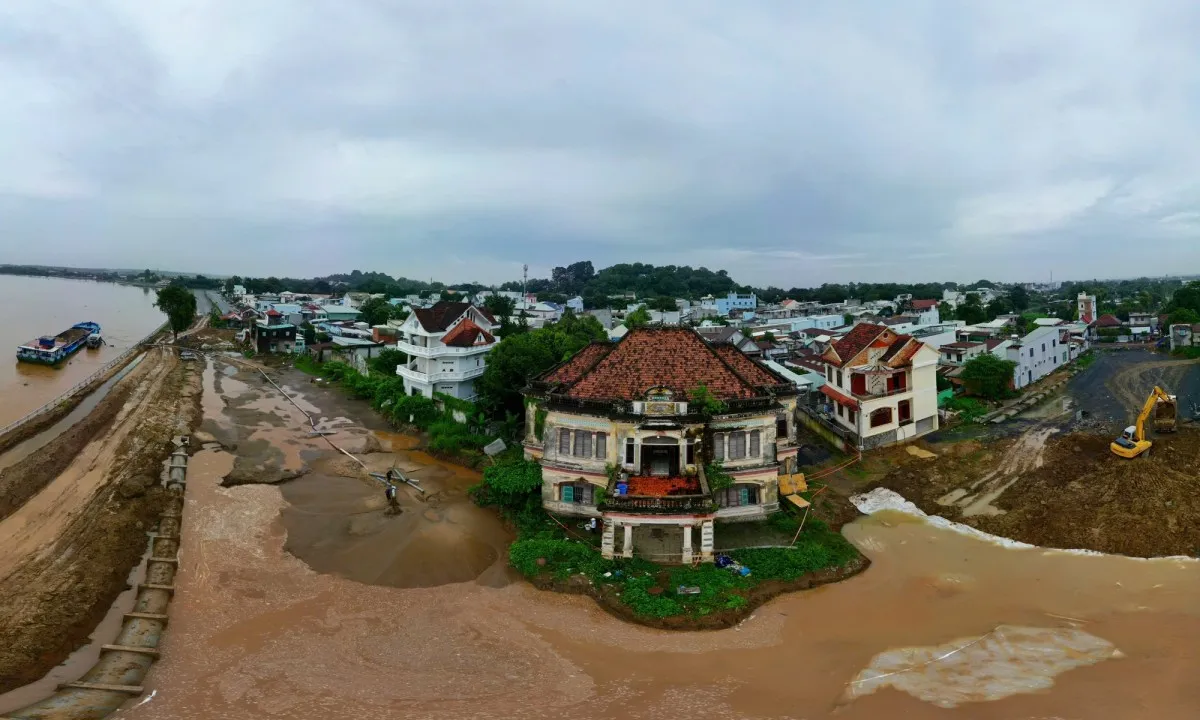 Đồng Nai quyết định bảo tồn biệt thự cổ 100 tuổi ven sông