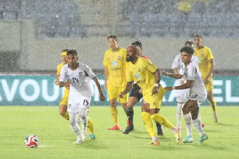 CLB Thanh Hóa bị dẫn trước 0-2 trong hiệp - Ảnh: internet