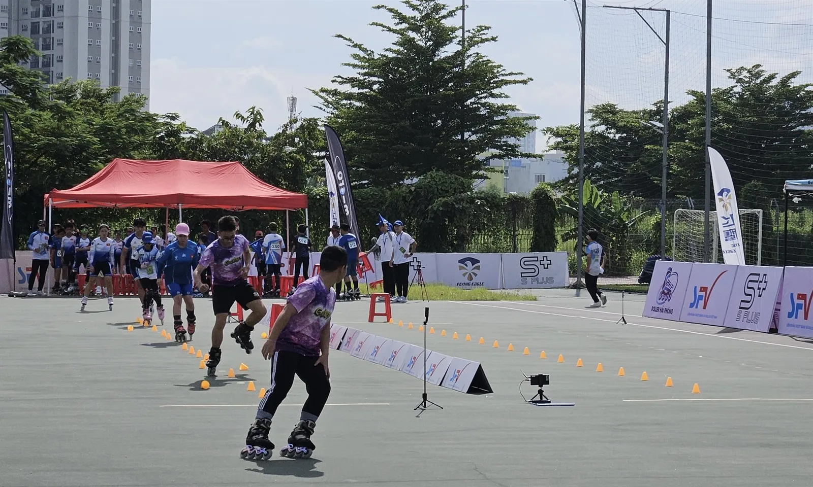 Gần 200 VĐV tranh tài Giải vô địch trẻ Roller Sport quốc gia 2024