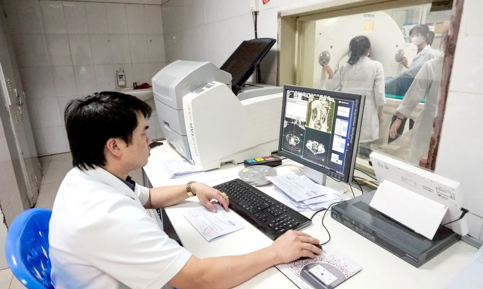 Đột phá trong chẩn đoán và điều trị bệnh nhờ trí tuệ nhân tạo